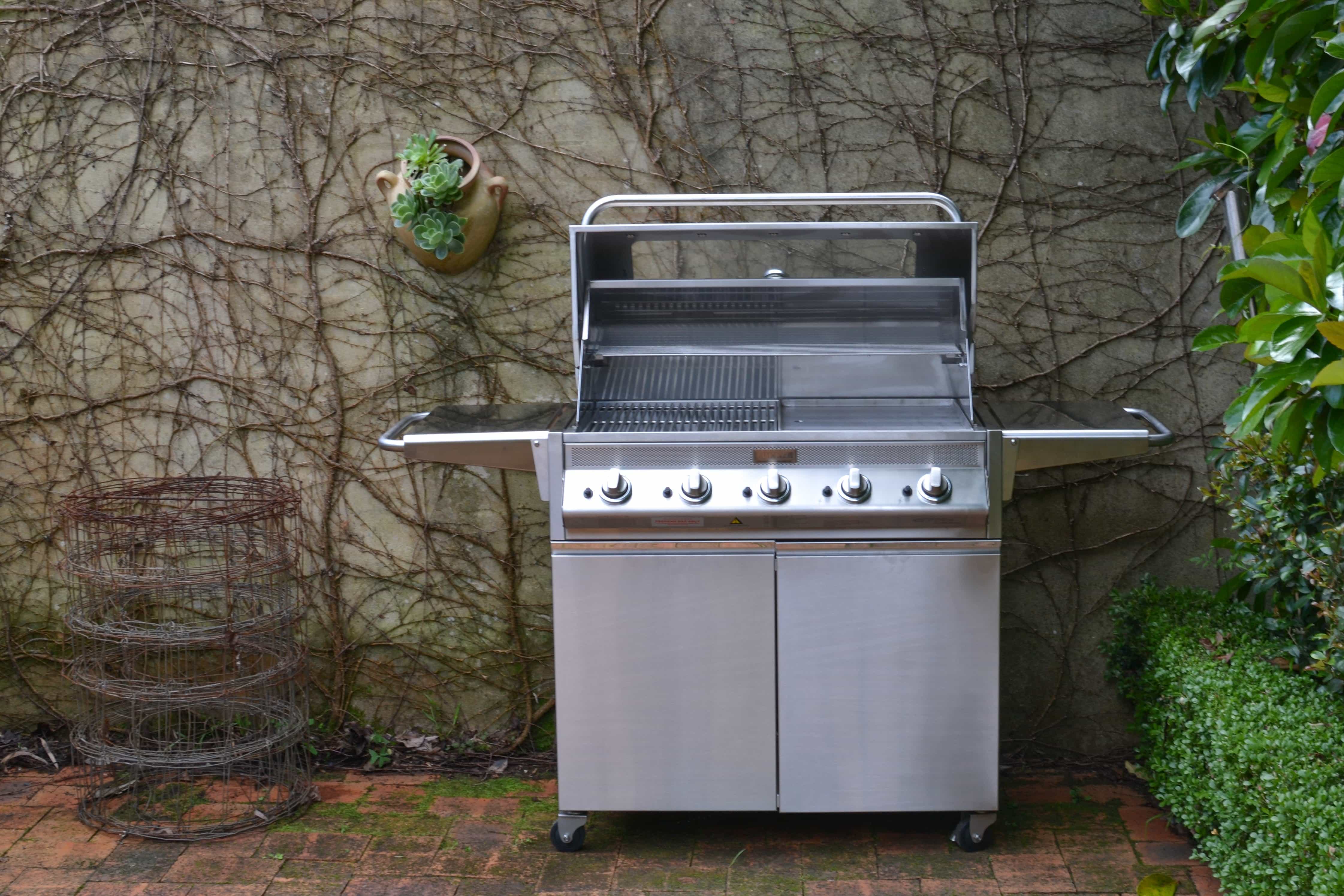 Tucker 5 Burner GTR BBQ - Image 23