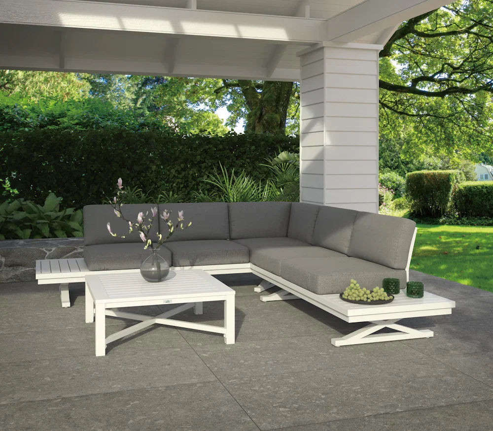 Clearance Sale - Shelta Bridgeport 3 Piece Platform Corner Modular Setting - Image 3
