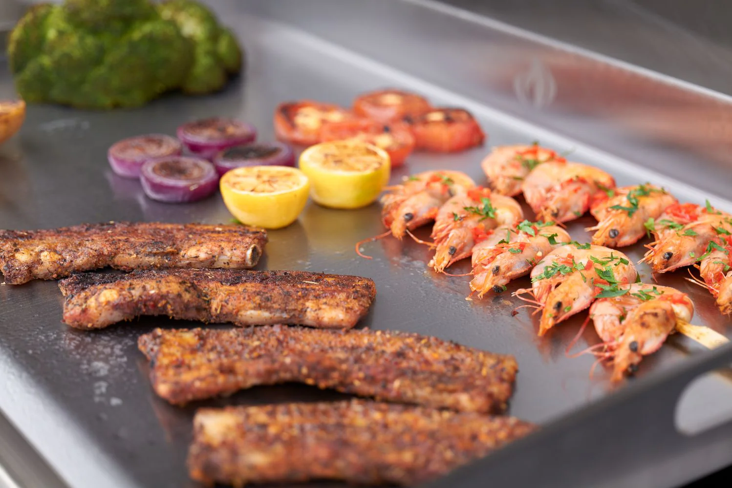 Napoleon Built-In 700 Series 32 Plancha Griddle BBQ - Image 10