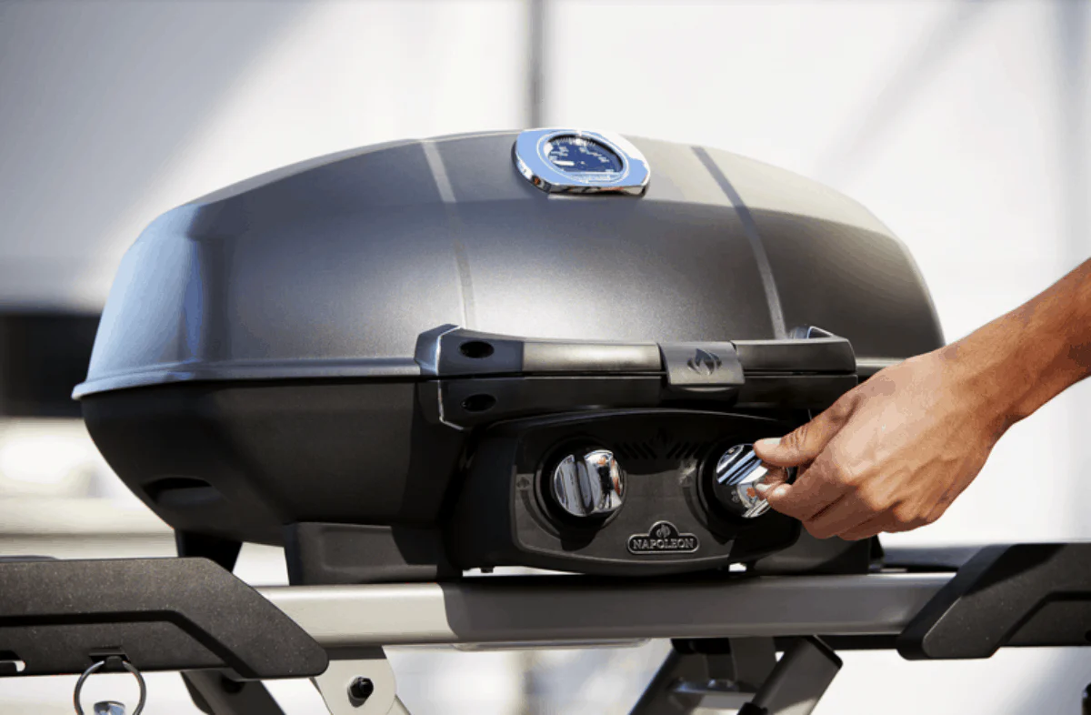 Napoleon Travel Q Pro with Scissor Legs Portable BBQ - Image 3