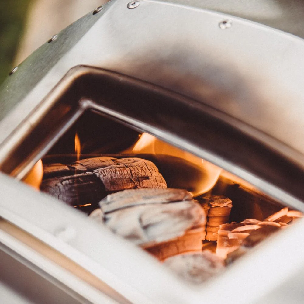 Ooni Karu 12 Inch Portable Wood and Charcoal Fired Outdoor Pizza Oven - Image 4