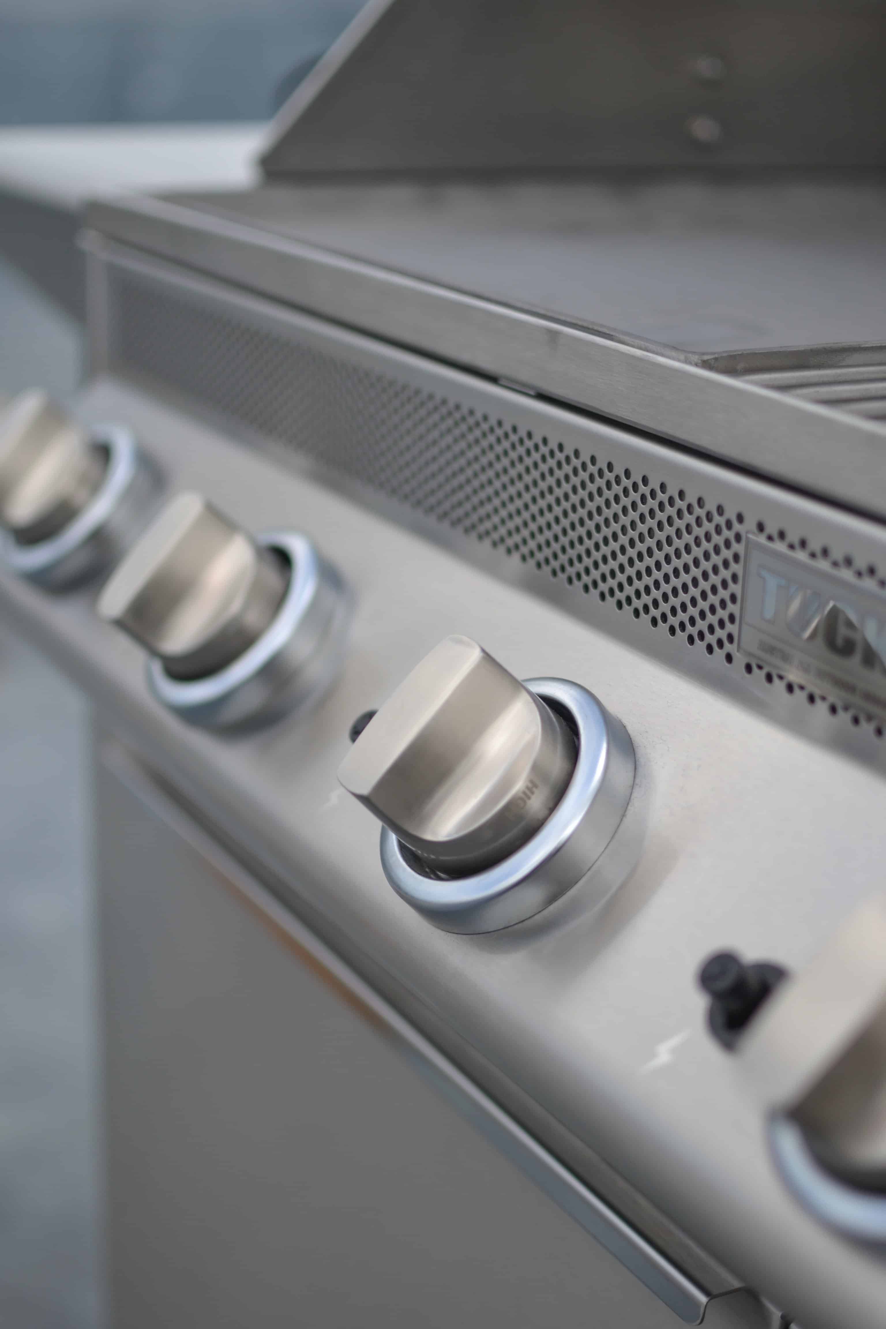 Tucker 3+1 Burner GTR BBQ with Hinged Lid - Image 14