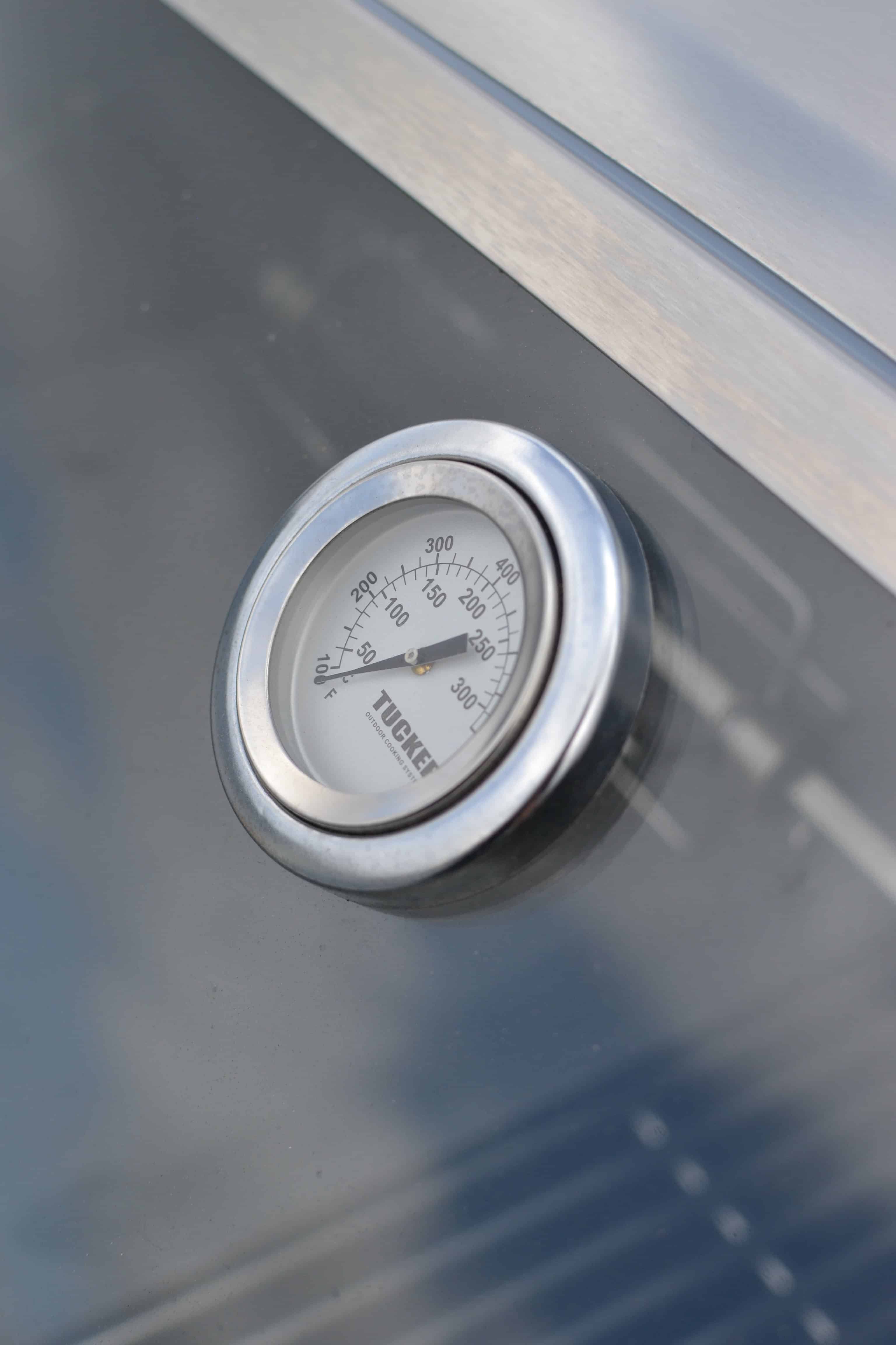 Tucker 4+1 Burner GTR BBQ with Hinged Lid - Image 14