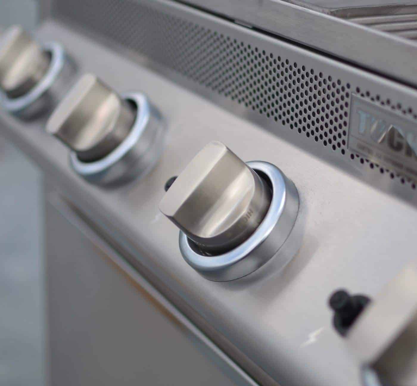Tucker 4 Burner GTR BBQ Built In with Hinged Lid - Image 5
