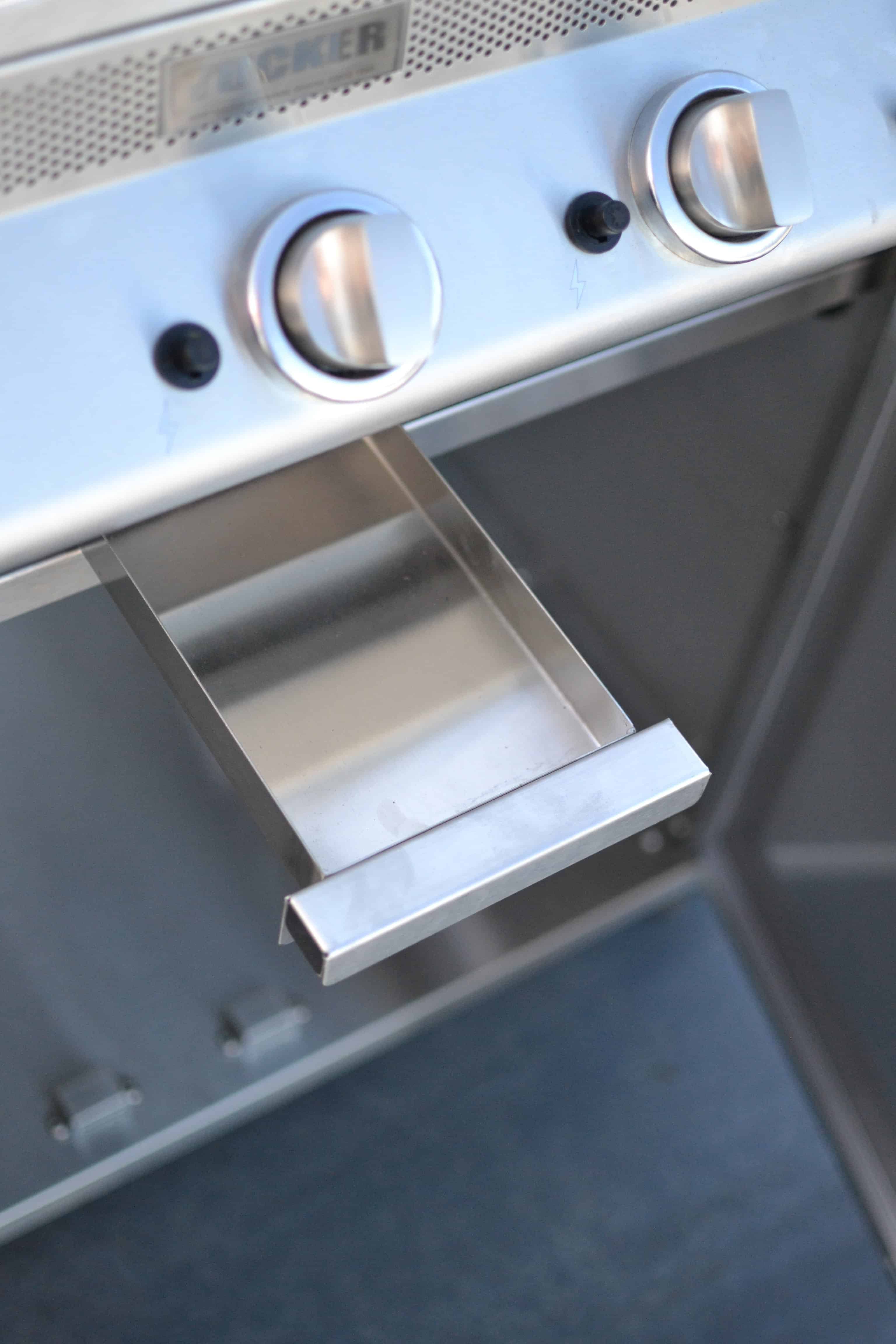 Tucker 5+1 Burner GTR BBQ with Hinged Lid - Image 8