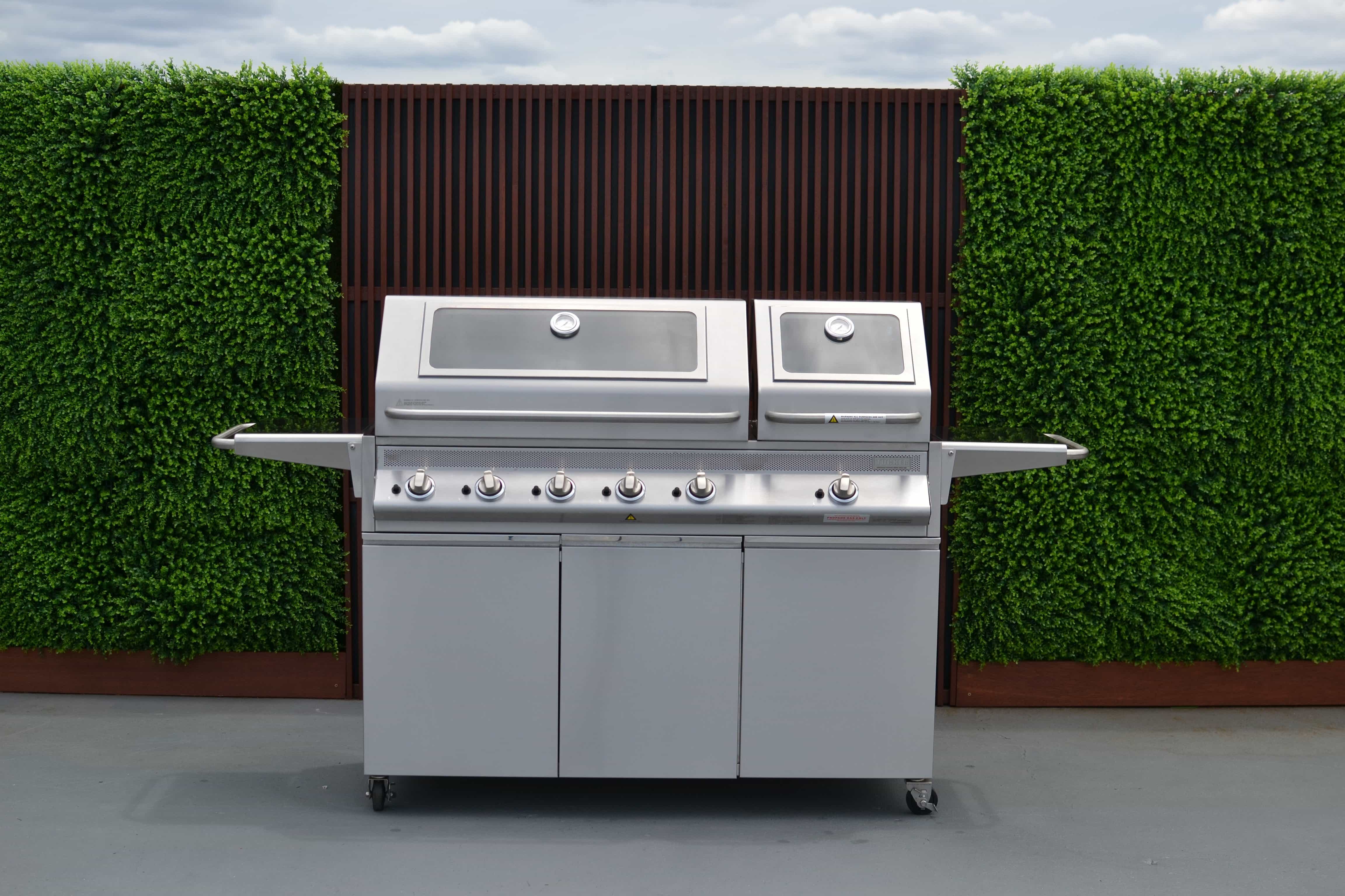 Tucker 5+1 Burner GTR BBQ with Twin Hood - Image 6