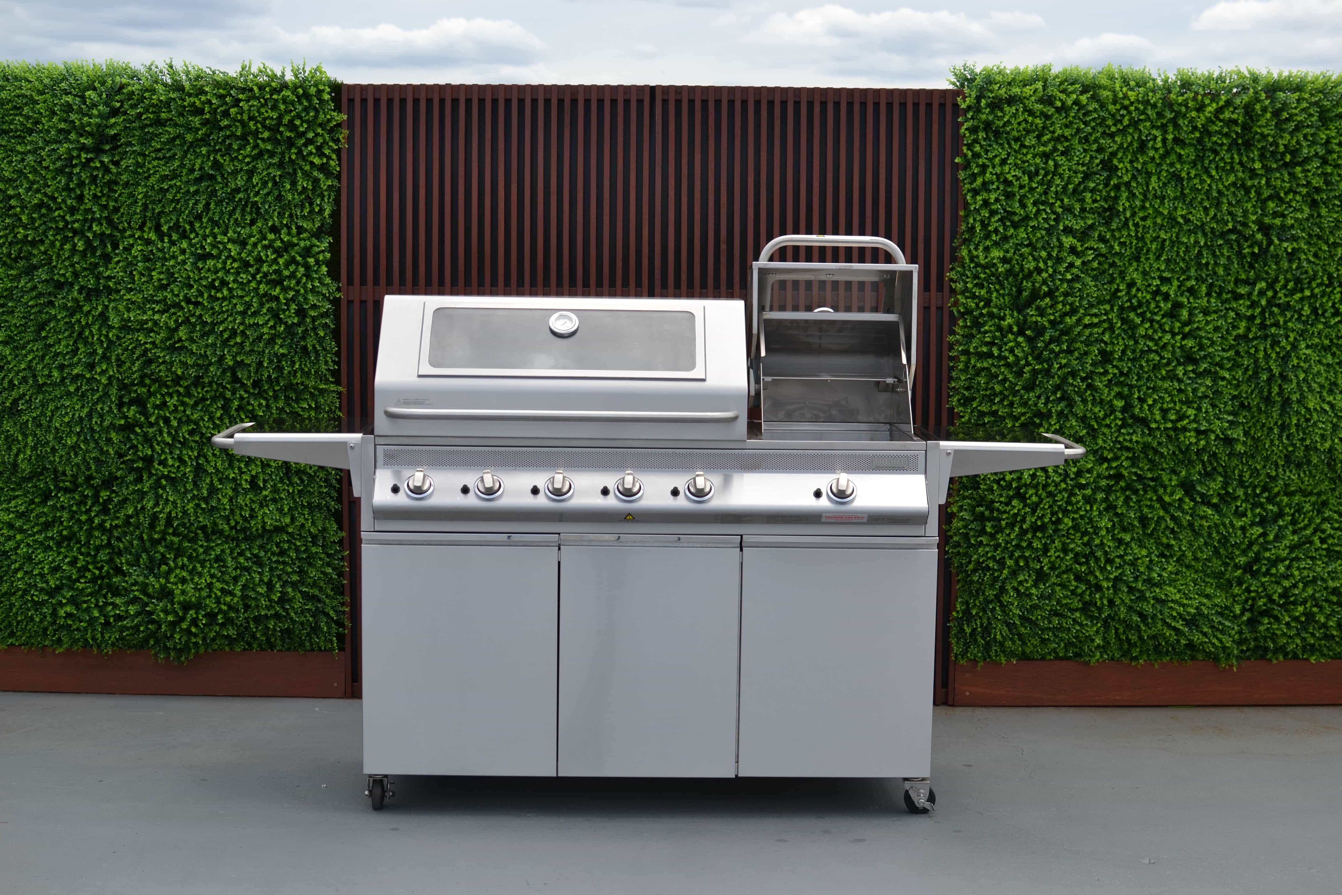 Tucker 5+1 Burner GTR BBQ with Twin Hood - Image 8