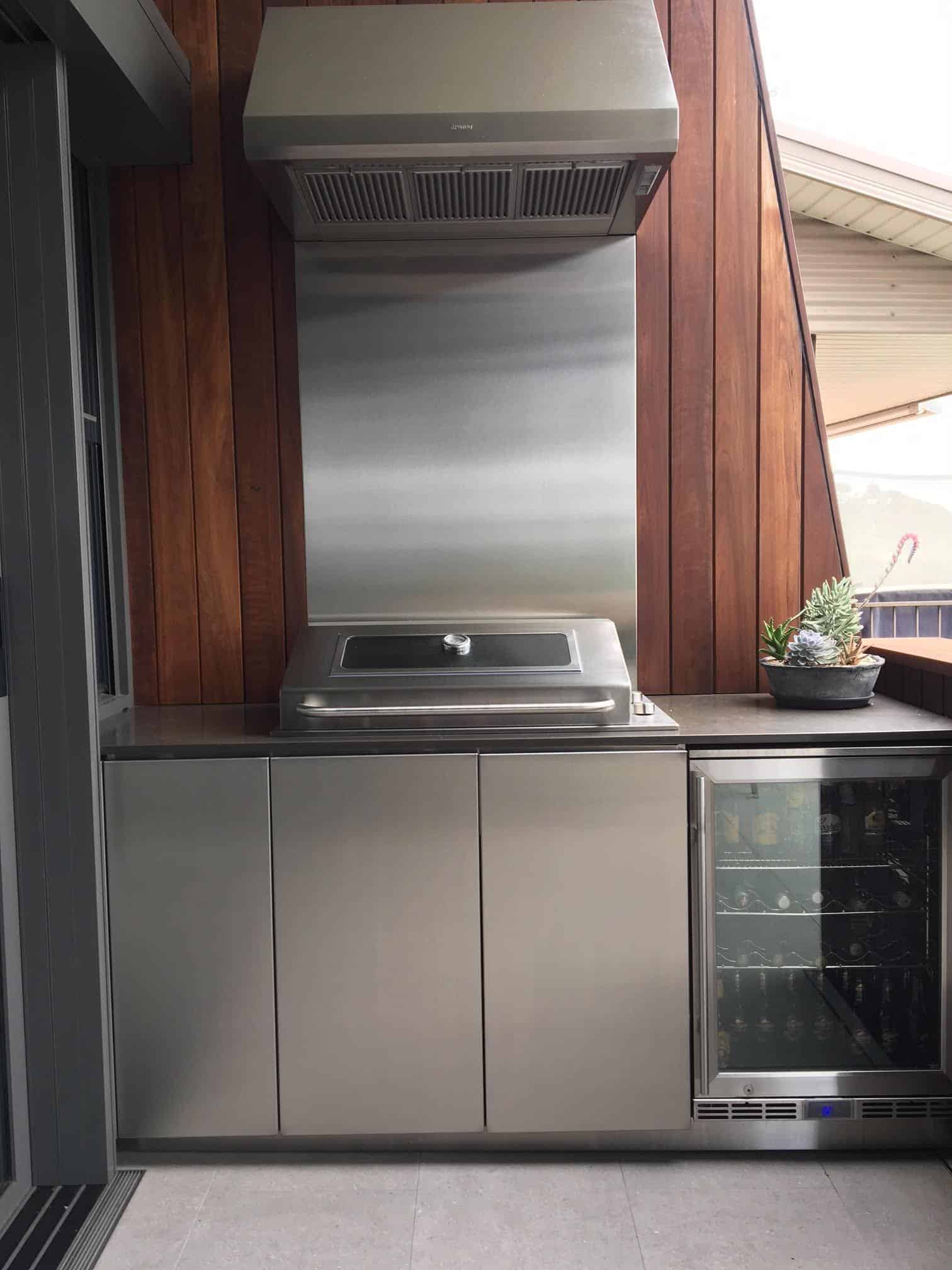 Tucker Horizon Marine Grade Built In BBQ with Flat Lid - Image 32