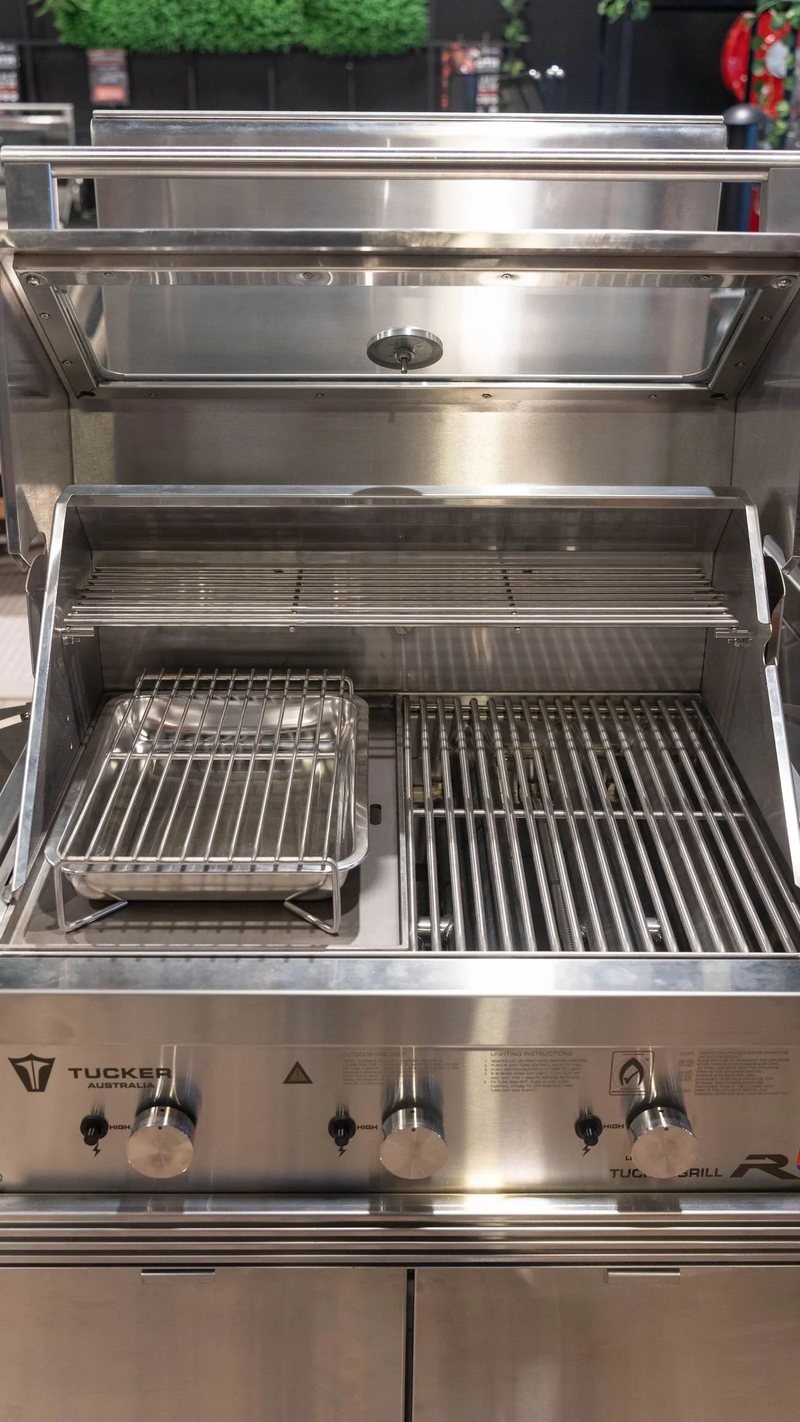 Tucker R Class V6 BBQ - Image 15