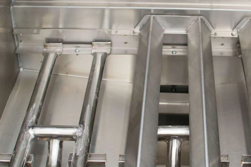 Tucker R Class V8+1 BBQ Built In - Image 17