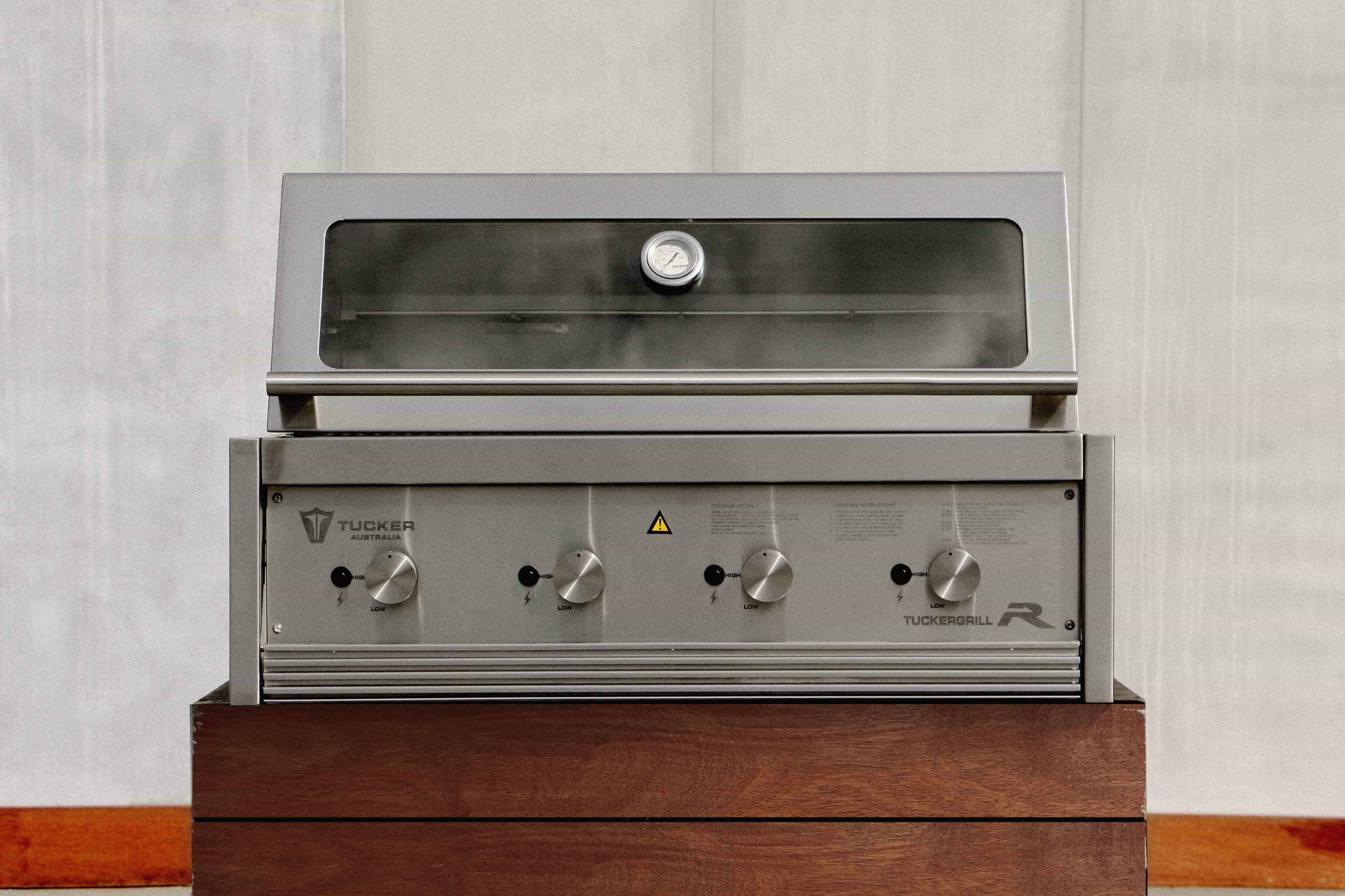 Tucker R Class V8 BBQ Built In - Image 10