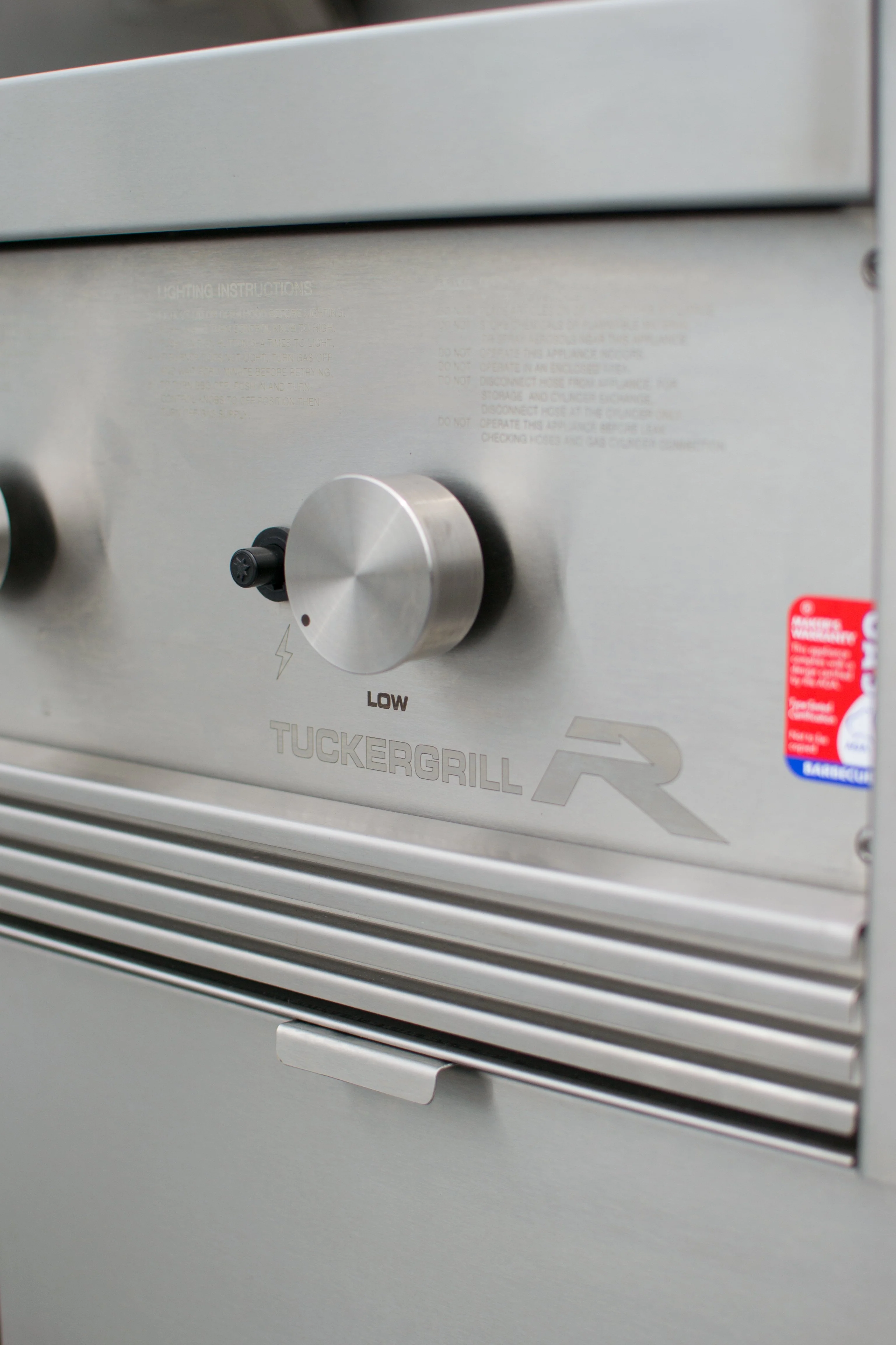 Tucker R Class V6 BBQ - Image 8